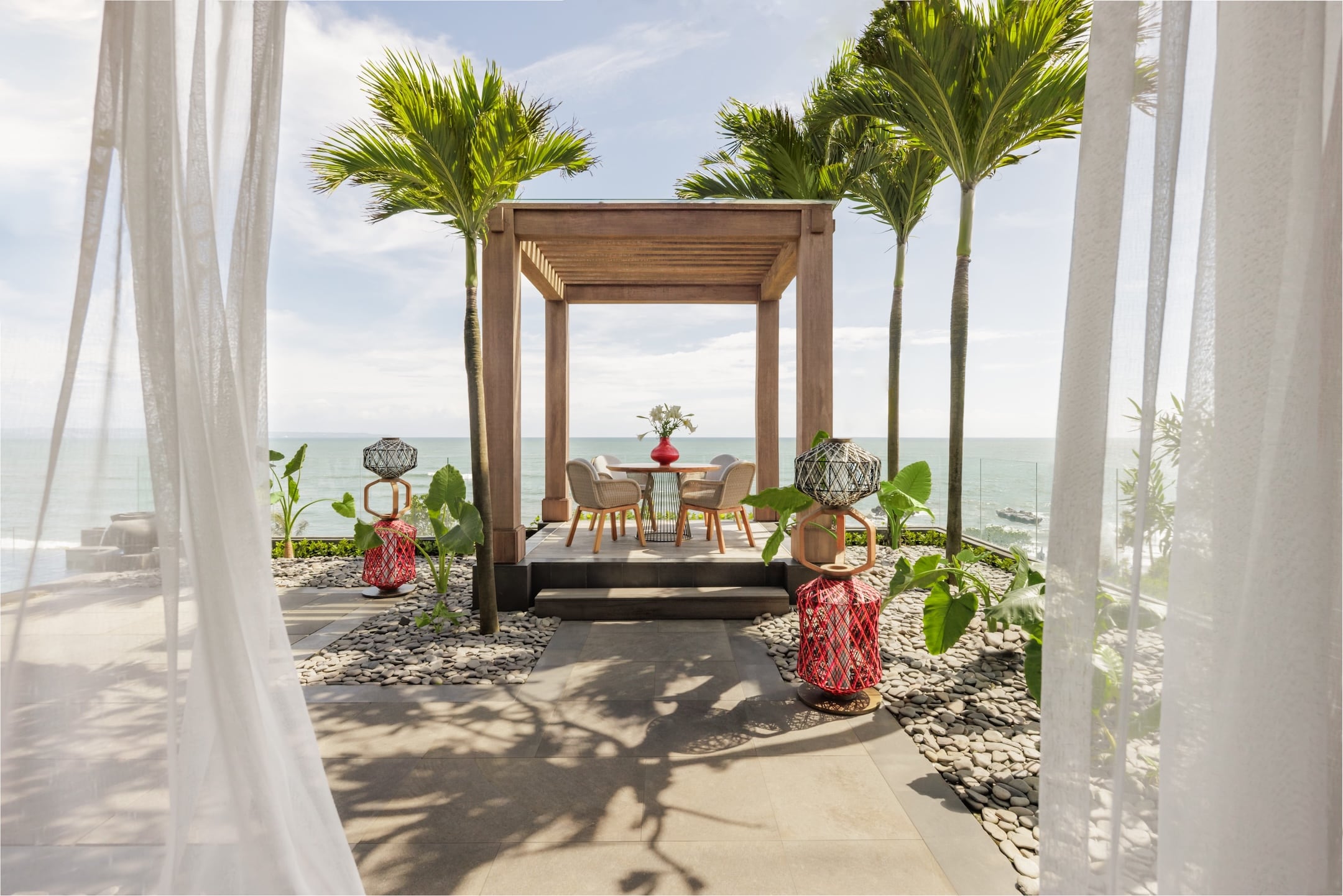 Oceanfront Private Pool Penthouse